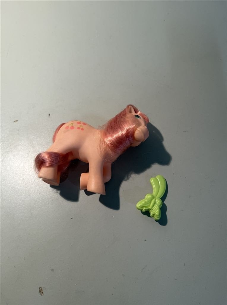 Vintage Hasbro 1984 My Little Pony MLP G1 Cherries jubilee &, Ophalen of Verzenden, Zo goed als nieuw