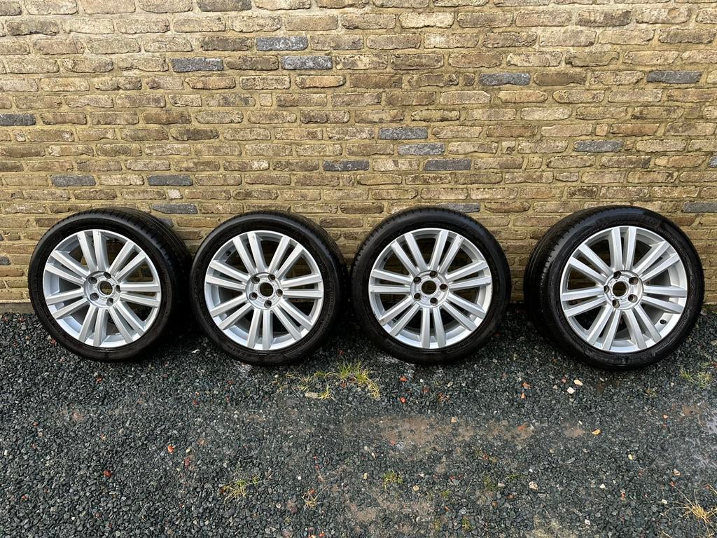 VW TOURAN VELGEN EN BANDEN - 225 45 R 17 91 W - MICHELIN, Auto-onderdelen, Banden en Velgen, Ophalen, Gebruikt, Banden en Velgen