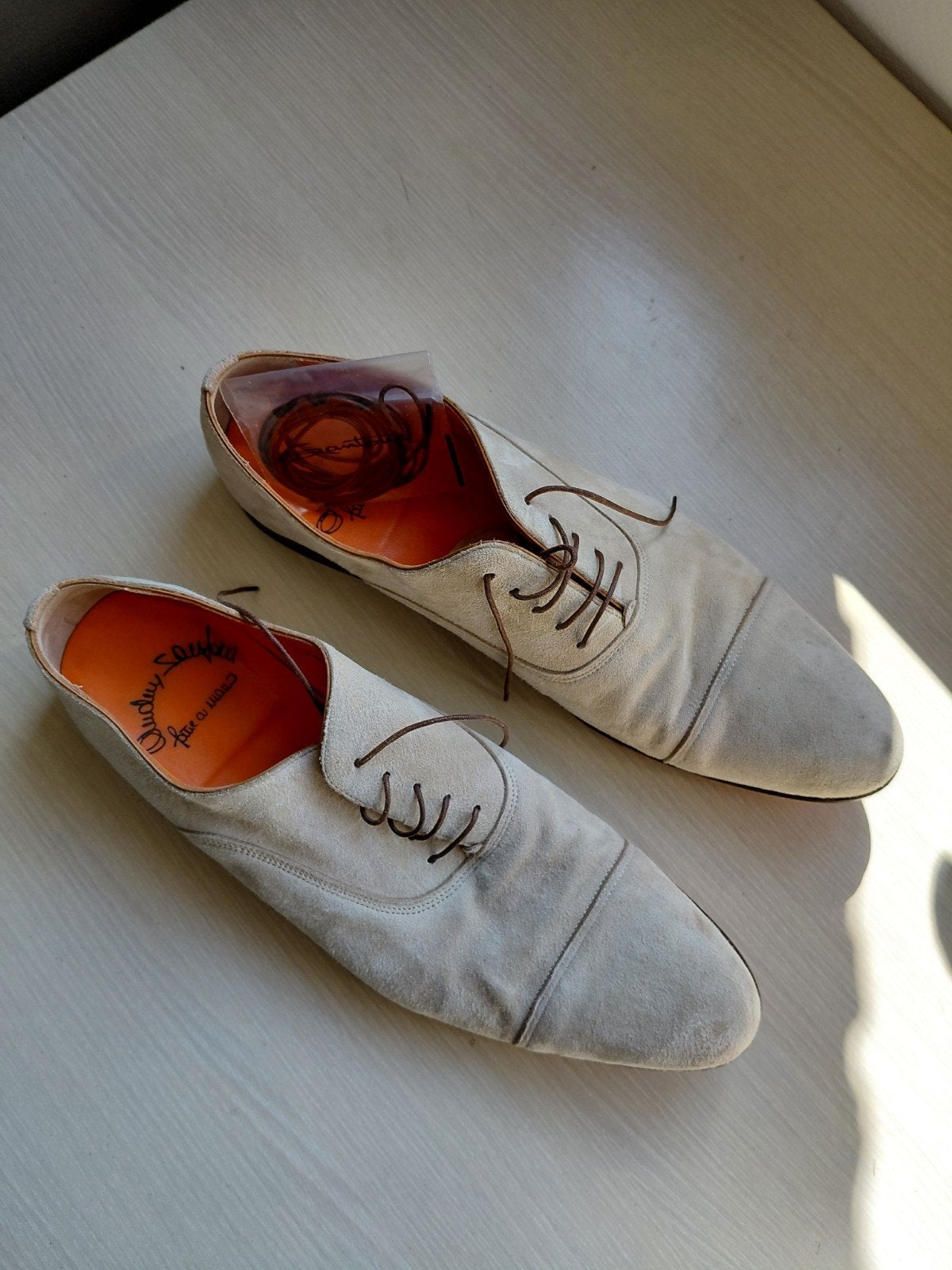 Herenschoenen merk Santoni, Ophalen