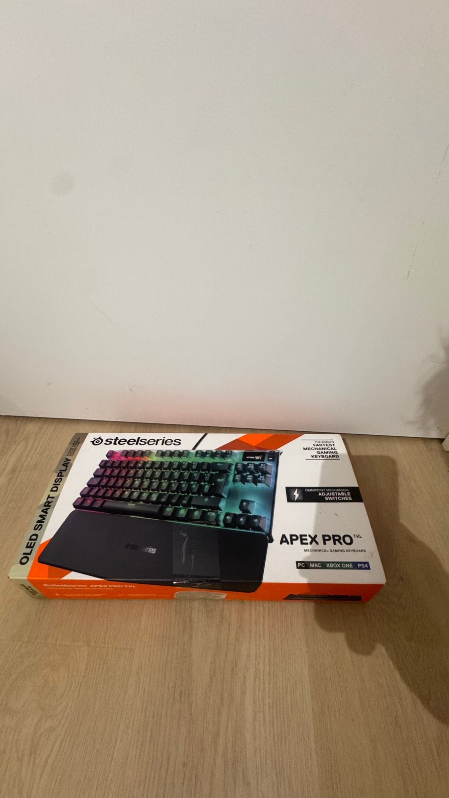 SteelSeries Apex Pro TKL mechanisch gaming toetsenbord, Computers en Software, Ophalen of Verzenden, Numeriek, Zo goed als nieuw
