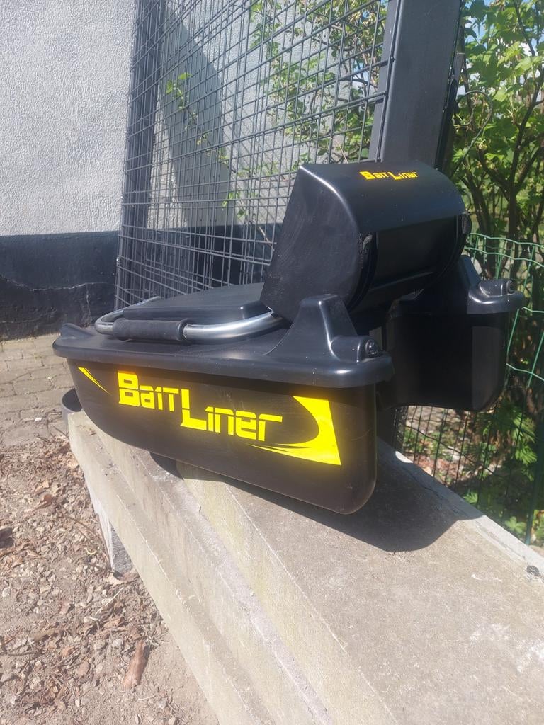 X2 Baitliner vis voerboot, Ophalen