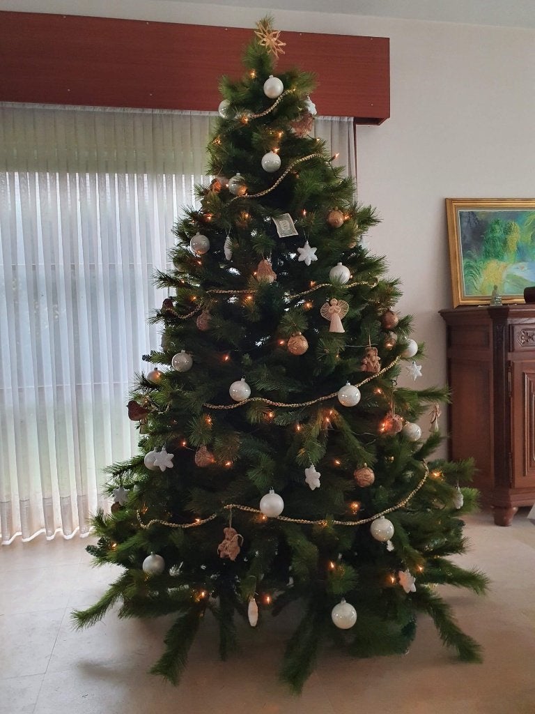 Kunst kerstboom van 210cm (2.10m), Diversen, Kerst, Ophalen of Verzenden, Zo goed als nieuw