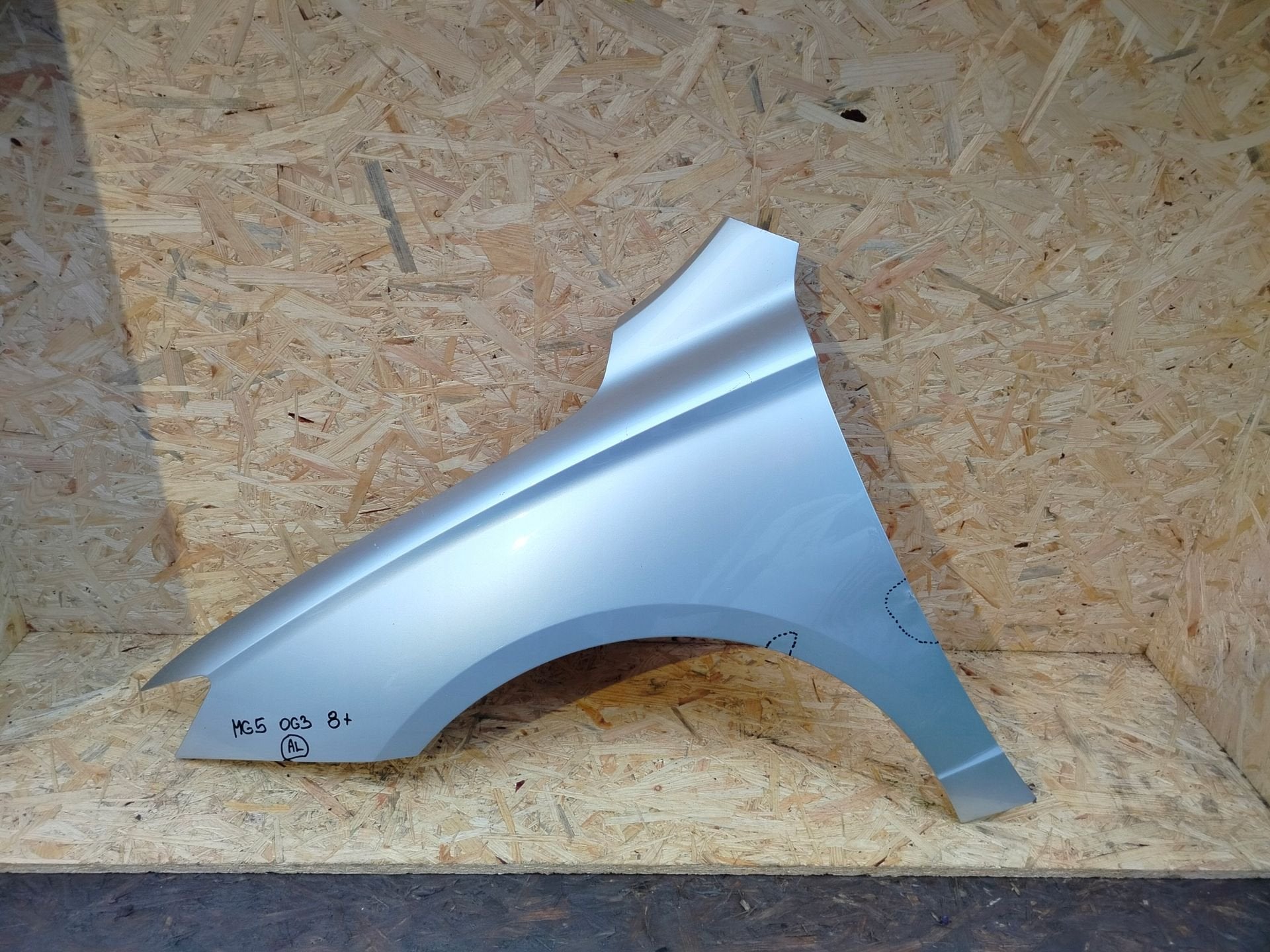 MG 5 Zijscherm Links MG5, Gebruikt, SAIC Motor UK Technical Centre Limited, MG, Customercare@mg.co.uk