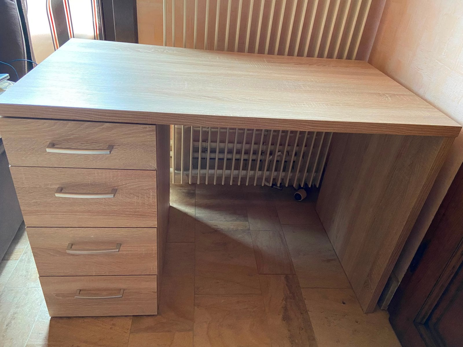 Bureau te koop, Enlèvement, Brun