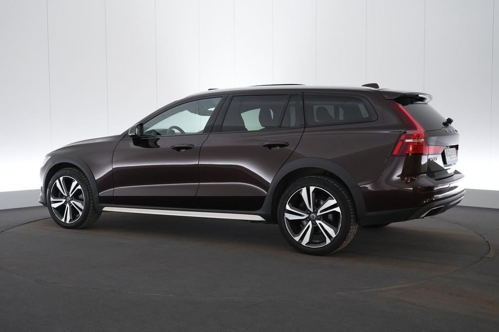 (2AMM189) VOLVO V60 CROSS COUNTRY, Autos, Volvo, Cuir, Euro 6, Entreprise, Carnet d'entretien