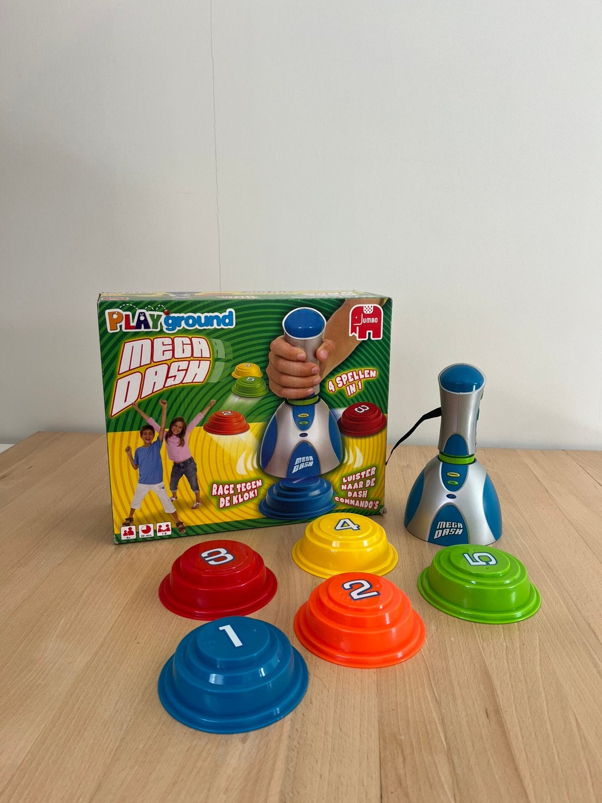 mega dash, Een of twee spelers, Ophalen of Verzenden, Zo goed als nieuw