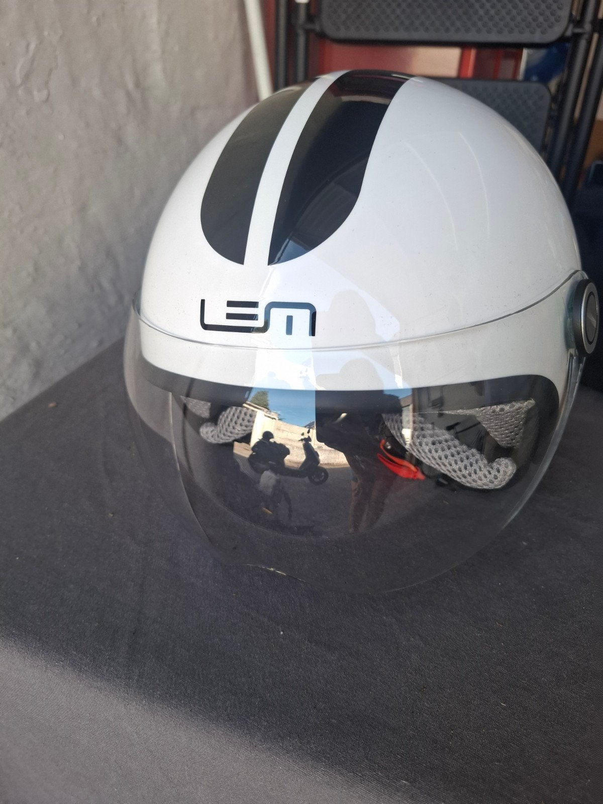 Helm NIEUW met eticket, Fietsen en Brommers, Ophalen