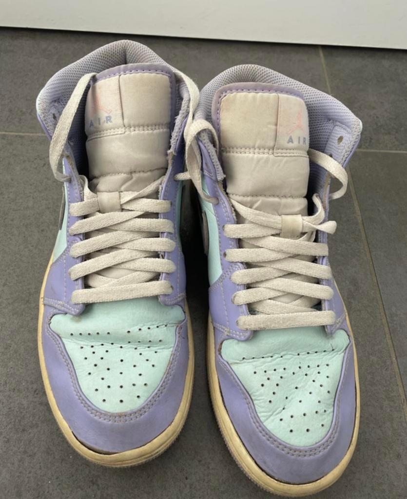 Nike Air Jordan 1 mid bleu lilas, Sneakers et Baskets, Enlèvement, Porté, Bleu