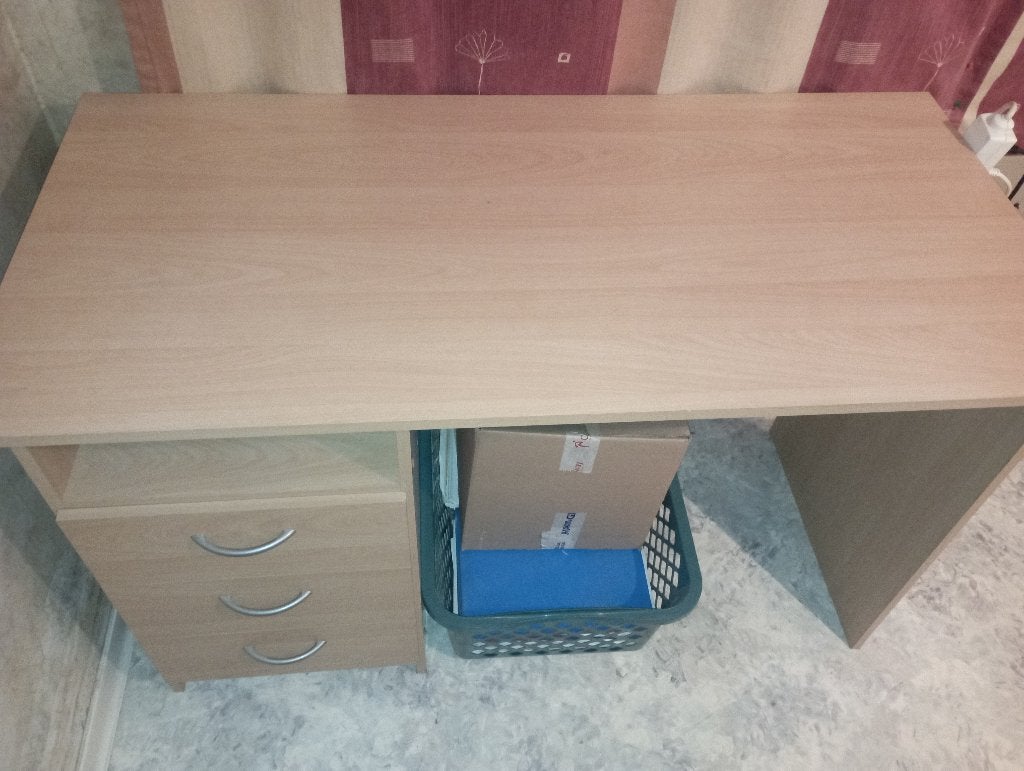 Bureau met 3 laden + nis 120 X 60 X 75, Ophalen, 120 cm, Scheidingswand, Hout
