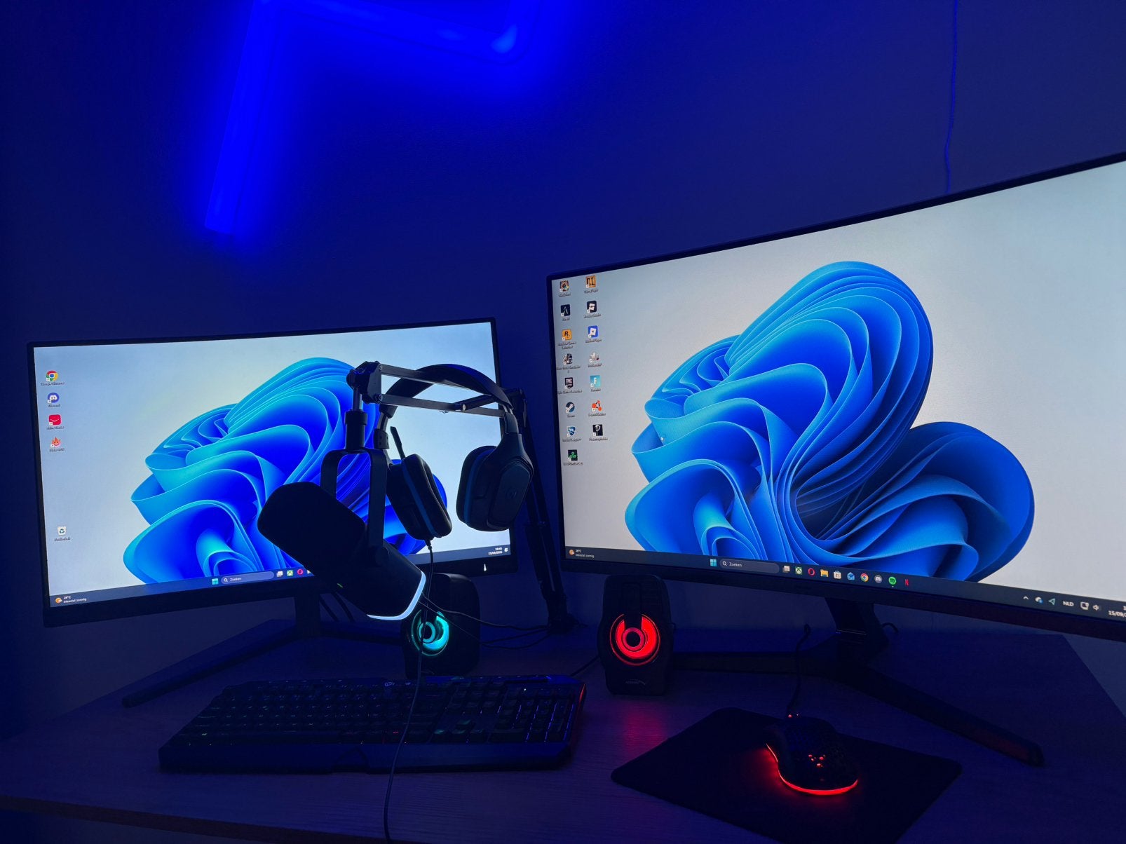 Beeldschermen te koop, Informatique & Logiciels, Enlèvement, Comme neuf