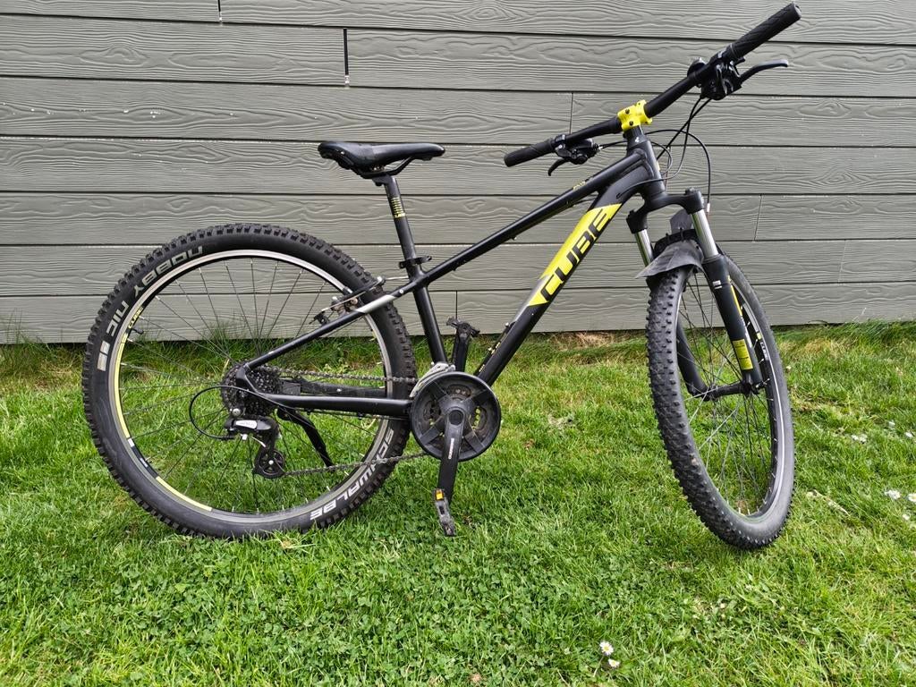 MTB Cube Acid 260 voor grote kinderen in zeer goede staat, Ophalen, Gebruikt, Overige merken