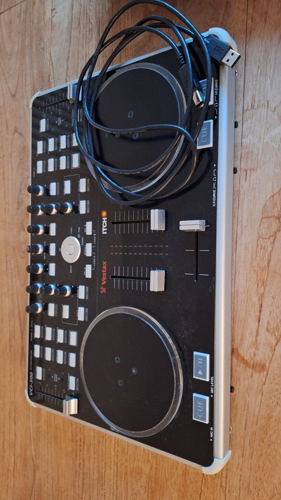 Vestax VCI 300, Muziek en Instrumenten, Dj-sets en Draaitafels, Ophalen