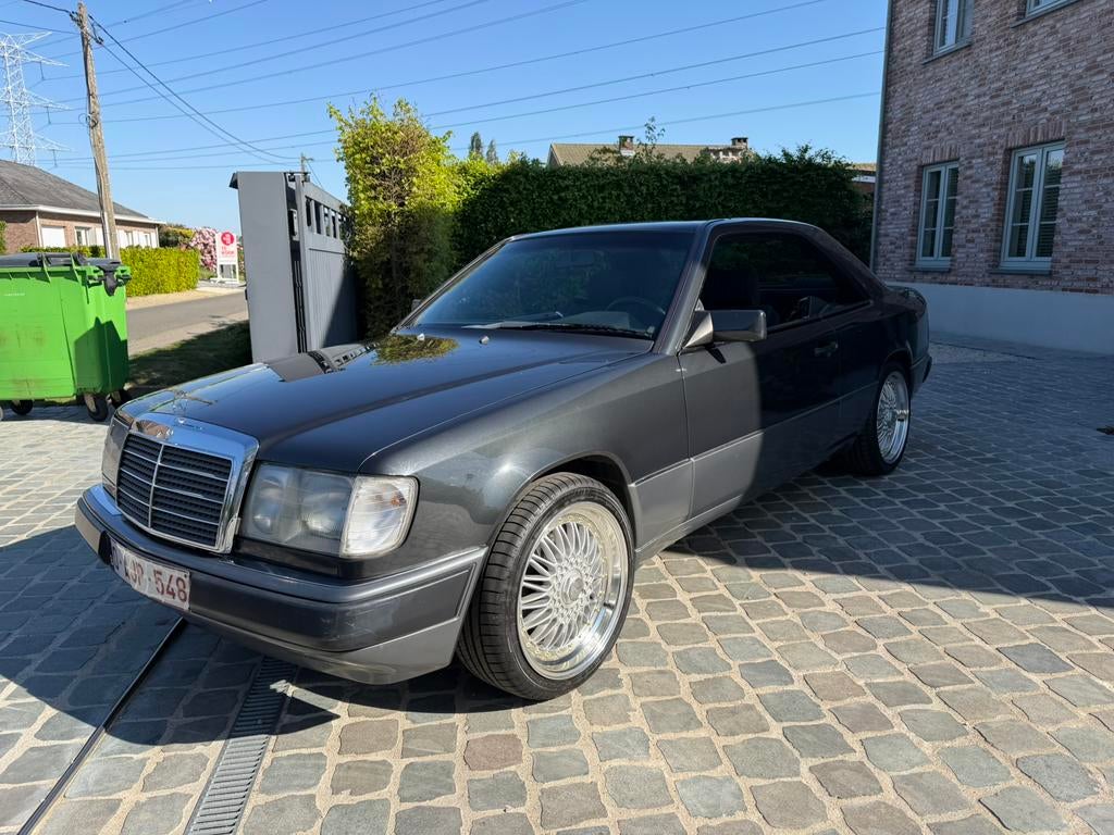 300CE COUPE w124 AUTOMAAT, foto 2