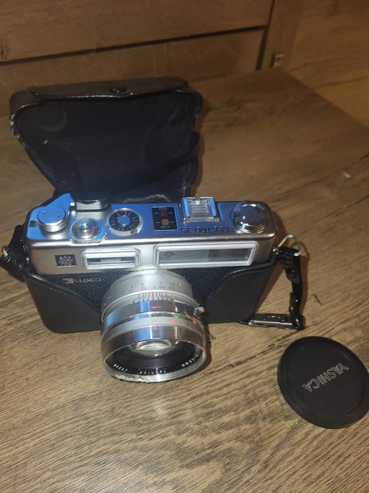 Caméra Yashica, Enlèvement ou Envoi, Comme neuf, Reflex miroir, Autres Marques