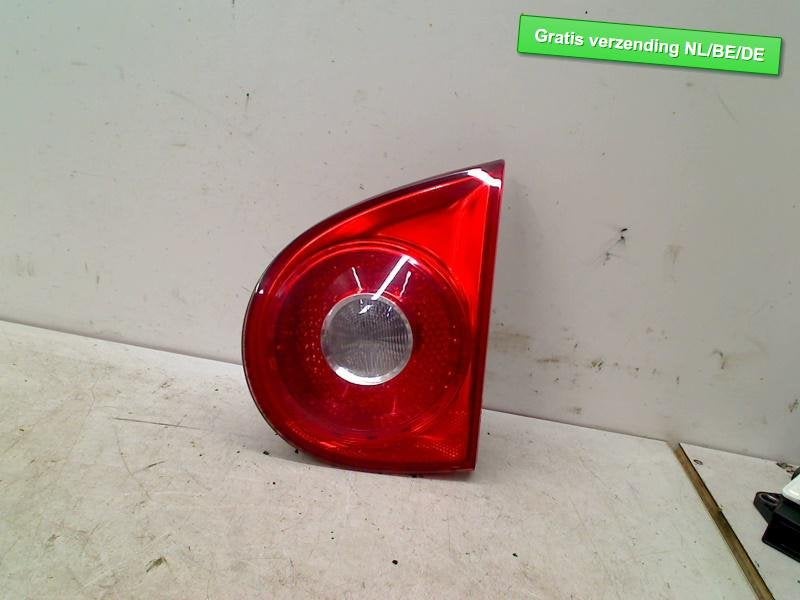 ACHTERLICHT RECHTS BINNEN Golf V (1K1) (1K6945094E), Gebruikt, Volkswagen, Volkswagen AG, Kundenbetreuung@volkswagen.de