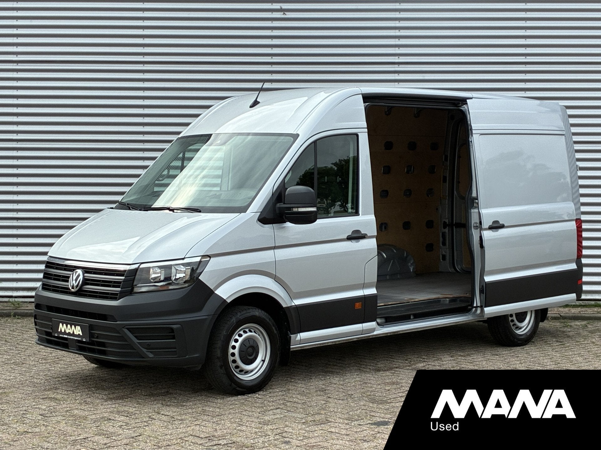 Volkswagen Crafter 35 2.0 TDI L3H3 177pk Automaat Dubbele sc, Autos, 177 ch, Argent ou Gris, Achat, Capteur de stationnement