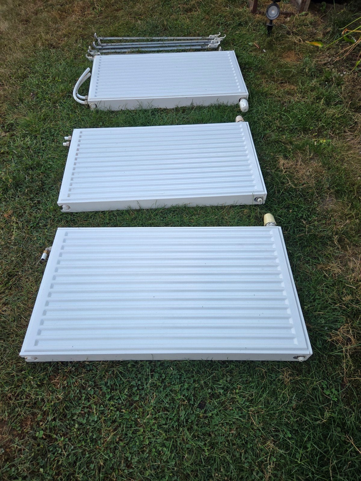 3 complete radiatoren, bijna nieuw, Doe-het-zelf en Bouw, Verwarming en Radiatoren, Ophalen