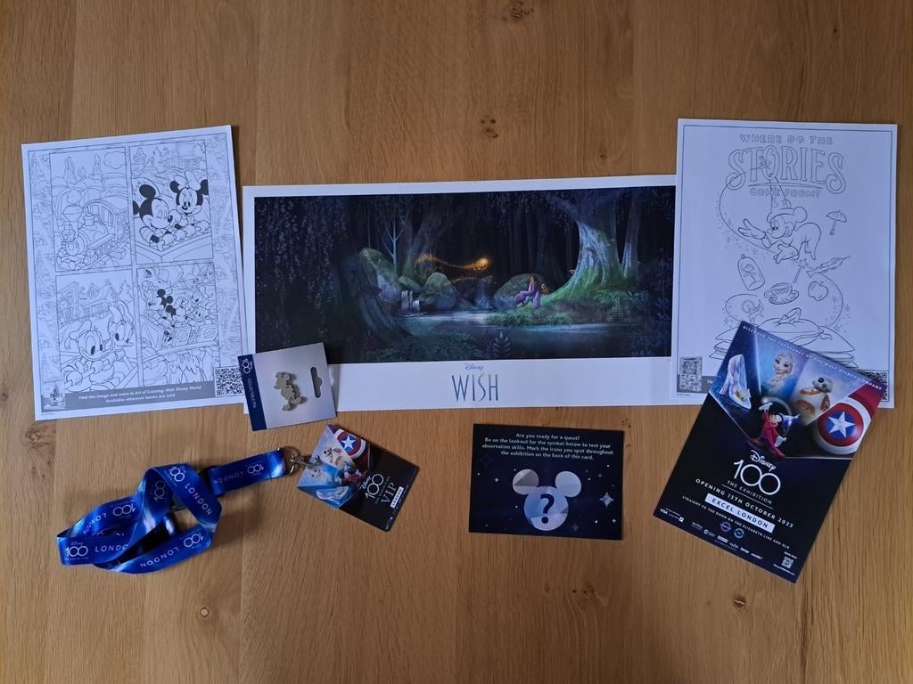 Disney 100 exhibition Londen VIP litho Wish, Pin, lanyard, Enlèvement ou Envoi, Autres personnages, Neuf, Autres types