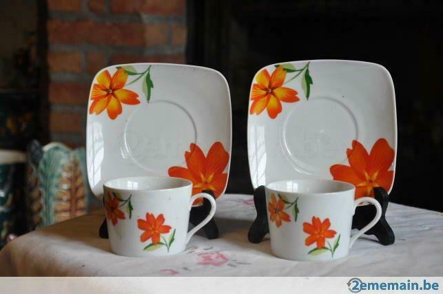 2 tasses déjeuner tête à tête fleur orange, Enlèvement ou Envoi, Utilisé, Tasse(s) et/ou soucoupe(s)