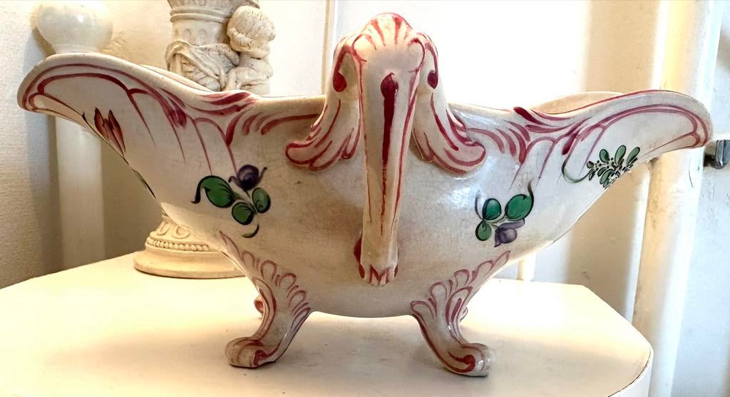 Saucière ancienne à anses et sur pied, Antiquités & Art