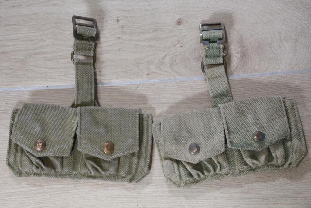 GB WW2 paar „pattern 37 cartridgedragers”, Verzamelen, Verzenden, Landmacht, Kleding of Schoenen