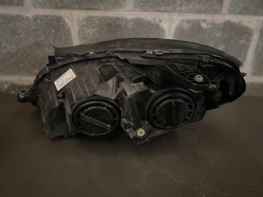 phare droit Mercedes w204 LCI A2048209659, Enlèvement, Utilisé, Mercedes-Benz