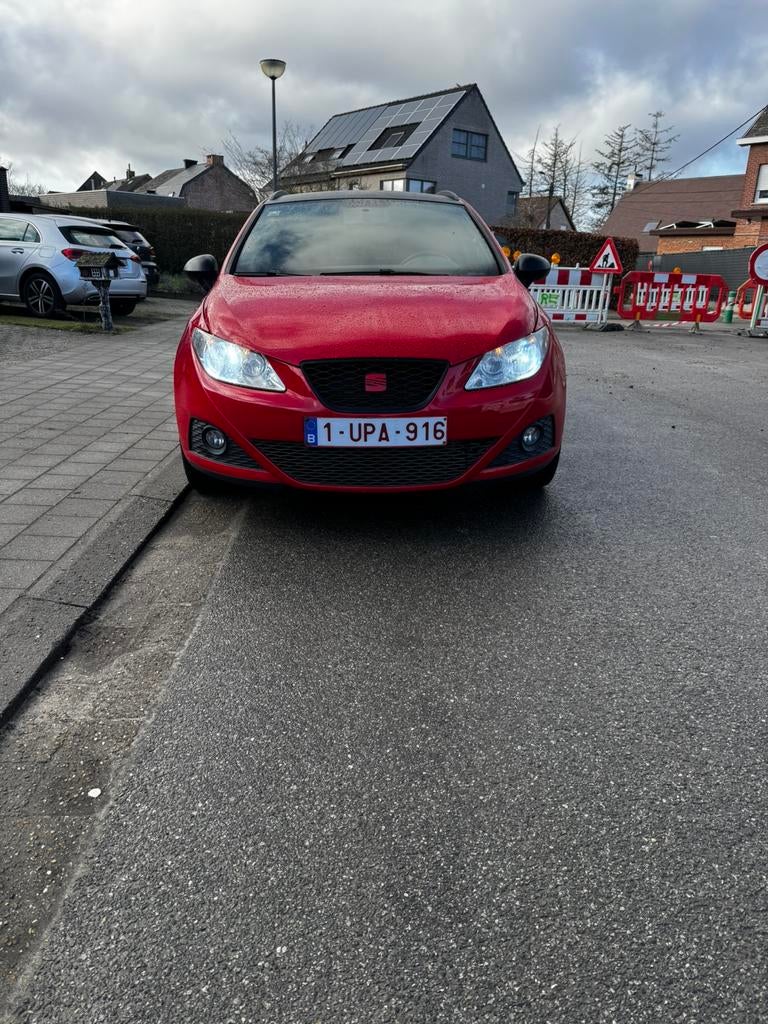 Seat ibiza 2011. 1.6 diesel €5 175000km blanco gekeurd, Ibiza, Diesel, Particulier, Te koop