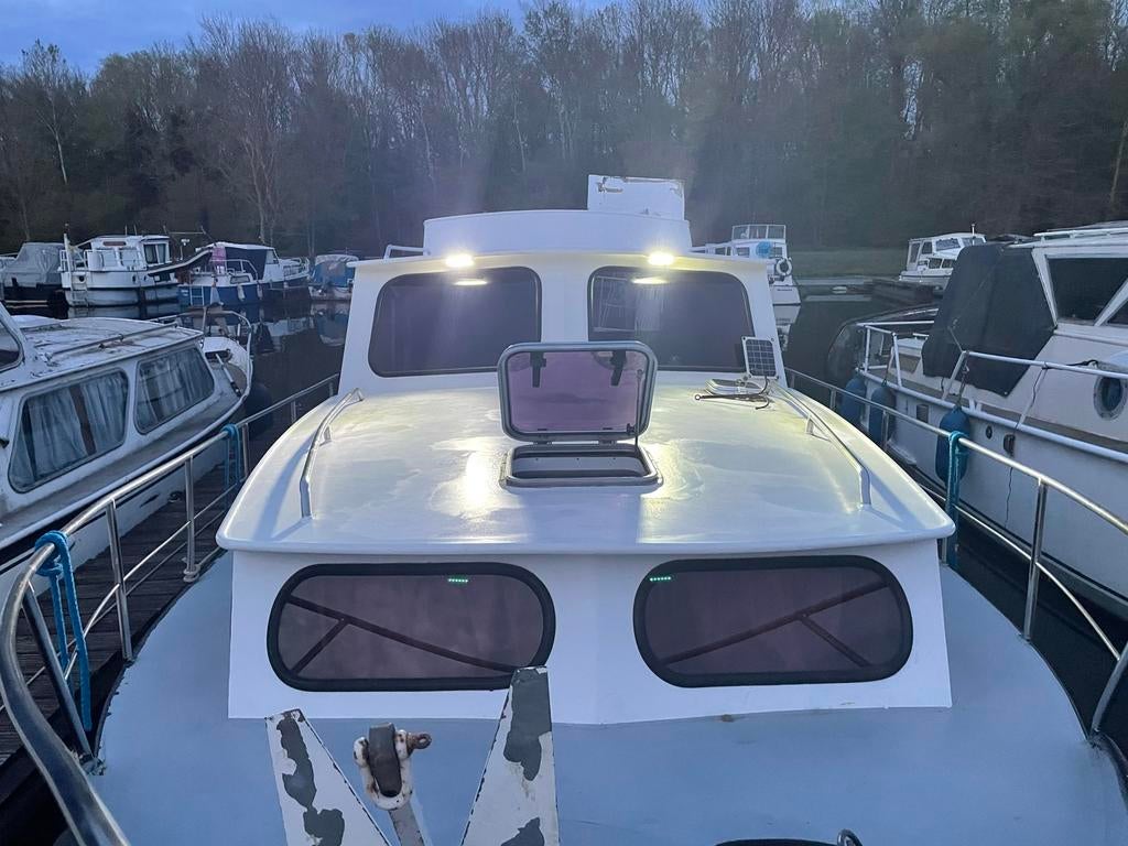 Vedette hollandaise 9m/3m/0,90, Ophalen, Gebruikt, Staal, Binnenboordmotor