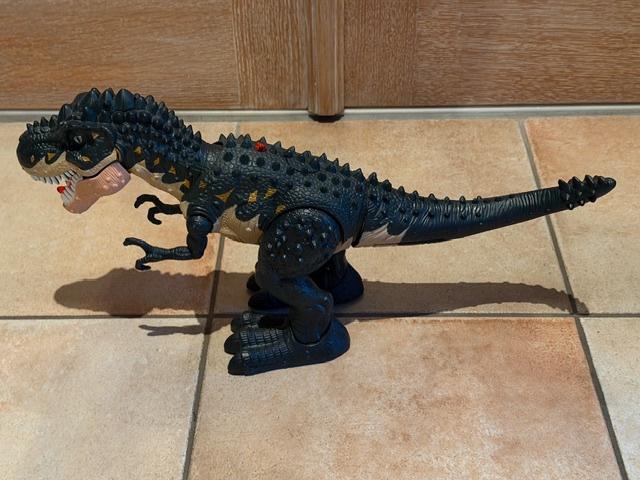 Beweegbare dino met afstandsbediening - 49cm (nr4867), Kinderen en Baby's, Ophalen of Verzenden, Zo goed als nieuw