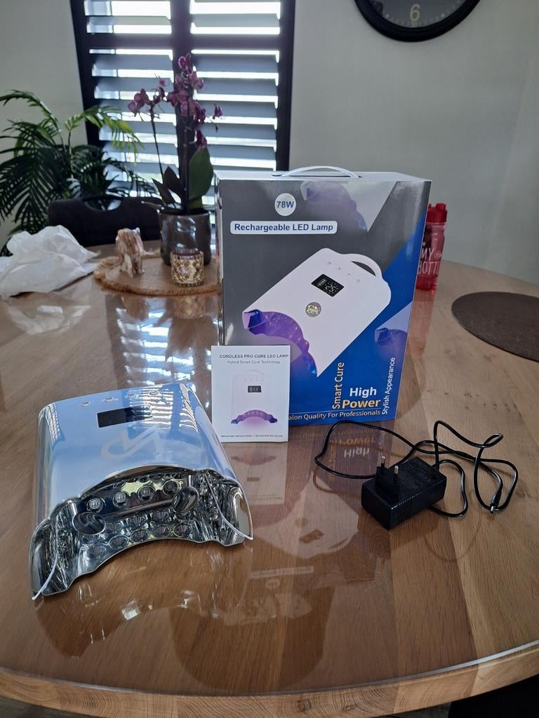 Nagel UV ledlamp., Ophalen, Zo goed als nieuw
