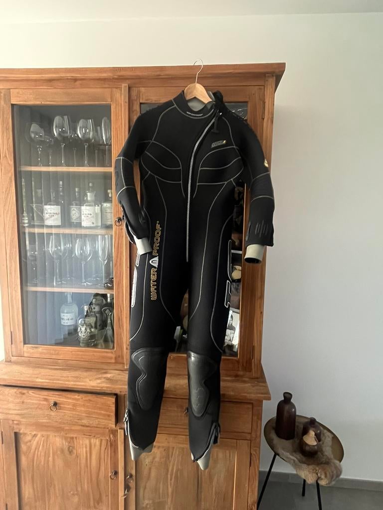Combinaison imperméable W1 7 mm pour femme, Enlèvement, Neuf