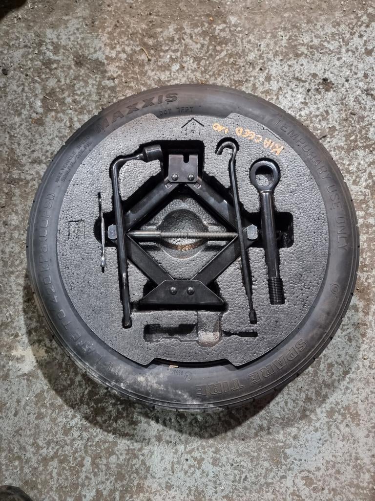 Kit roue de secours Kia CEED, Kia, Enlèvement ou Envoi, ., Utilisé