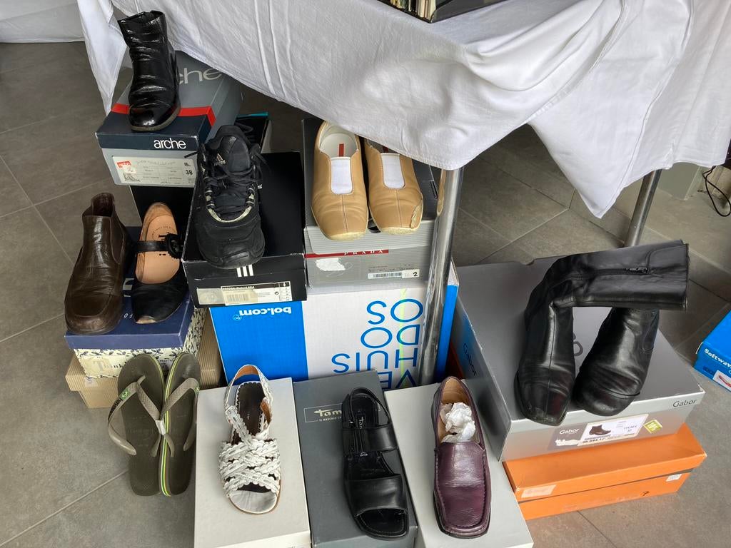Tailles 36,5 à 37,5, Vêtements | Femmes, Chaussures, Enlèvement, Porté