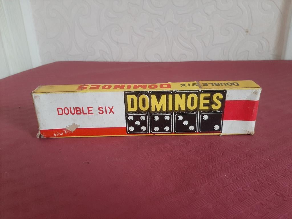 Retro/Vintage dominospel “Double Six” – jaren ’70, Ophalen of Verzenden, Gebruikt