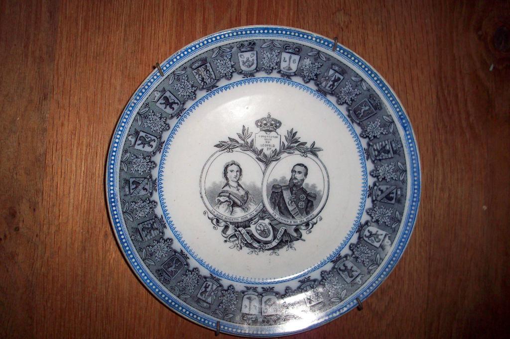 Sierbord Koning Leopold II en Koningin Marie-Henriette, Antiek en Kunst, Ophalen