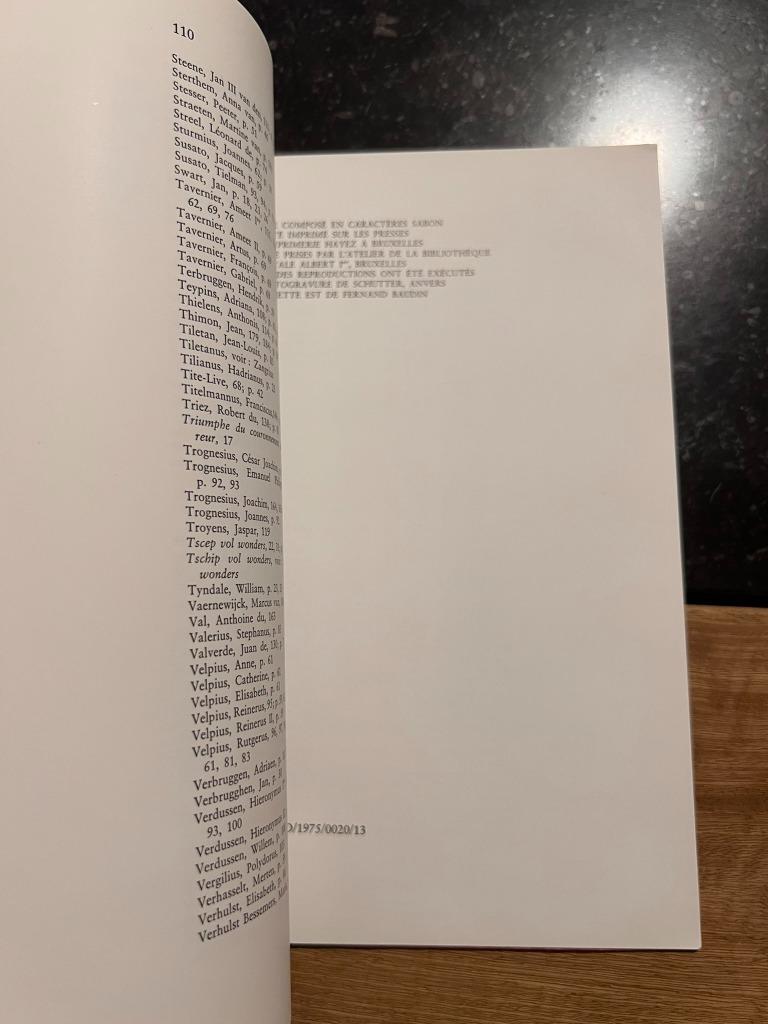 Imprimeurs du seizième siècle dans nos provinces, Ophalen of Verzenden, Gelezen, Grafische vormgeving
