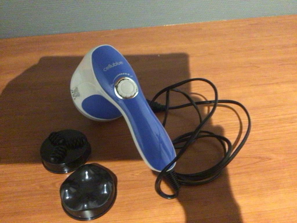 Cellu bleu massage apparaat, Sports & Fitness, Produits de massage, Comme neuf, Appareil, Enlèvement ou Envoi