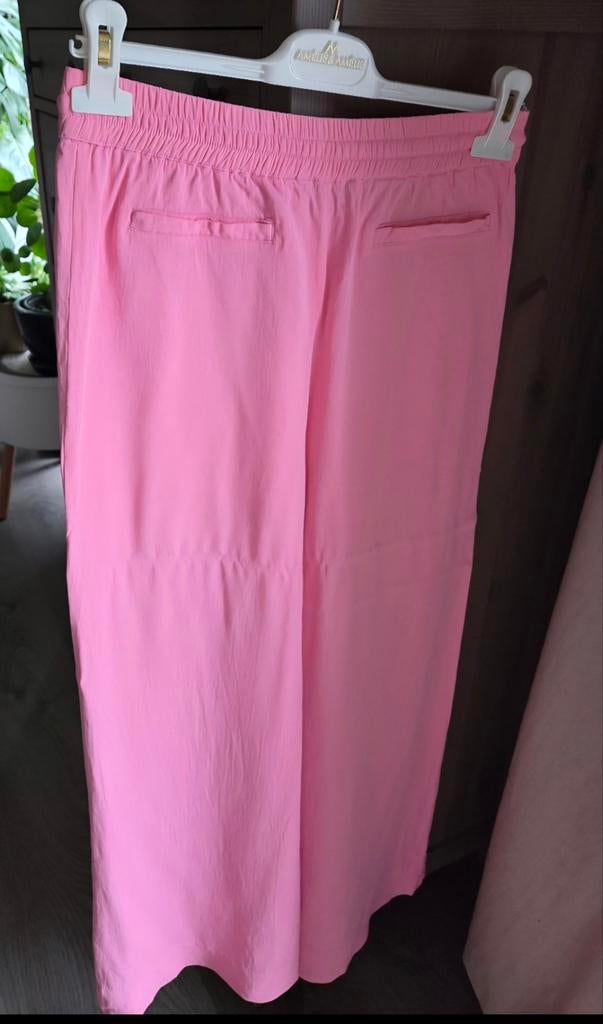 Roze broek M 38, Kleding | Dames, Broeken en Pantalons, Ophalen of Verzenden, Maat 42/44 (L), Roze