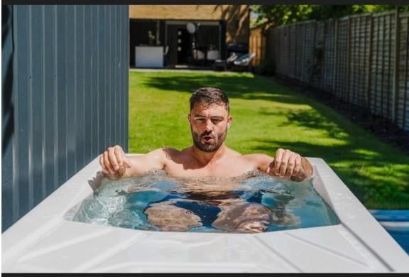 BAIN DE GLACE & HOT TUB 2-EN-1  avec pompe a chaleur intégr, Enlèvement ou Envoi, Neuf