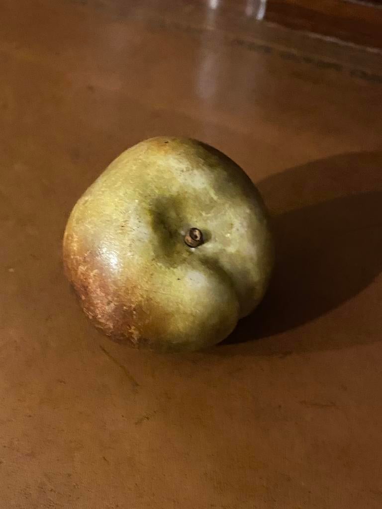 Fruit : pêche Carrare Italie XIXe siècle, Antiquités & Art, Enlèvement ou Envoi