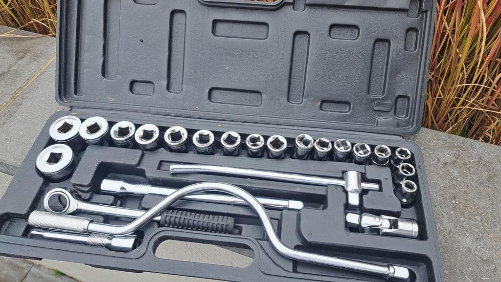 Coffret à douilles neuf, Ophalen of Verzenden, Zo goed als nieuw