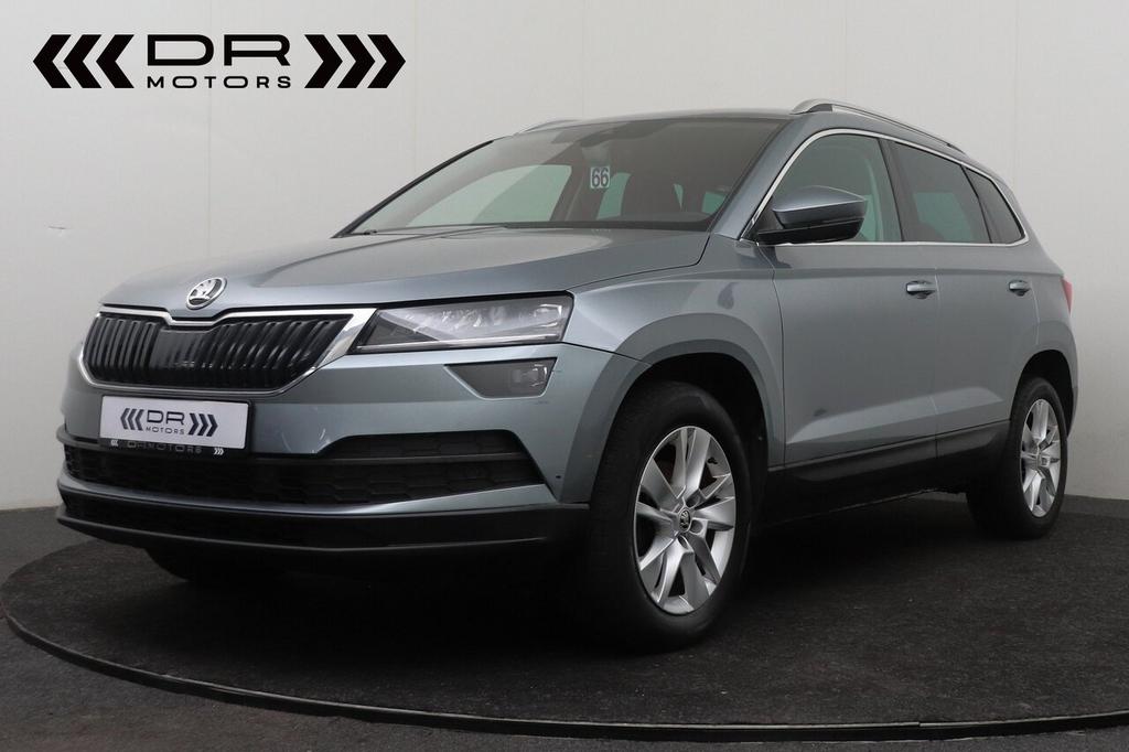Skoda Karoq 1.5 TSI DSG AUTOMAAT - ADAPTIVE CRUISE - TREKHA, Auto's, Skoda, Bedrijf, Karoq, ABS, Adaptieve lichten, Adaptive Cruise Control