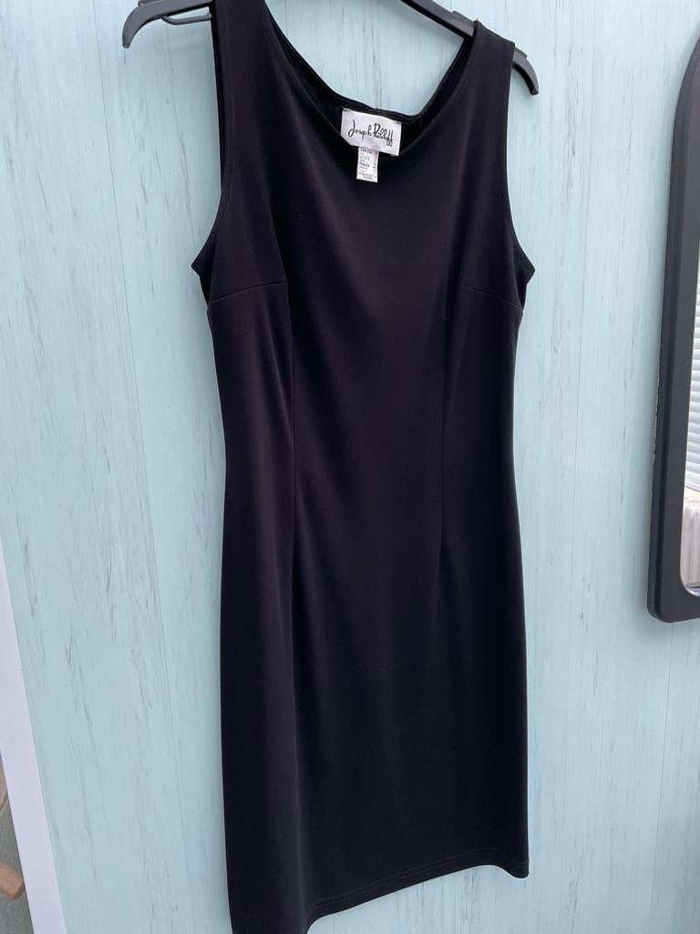 Super jolie robe noire Joseph Ribkoff t 40, Enlèvement, Comme neuf