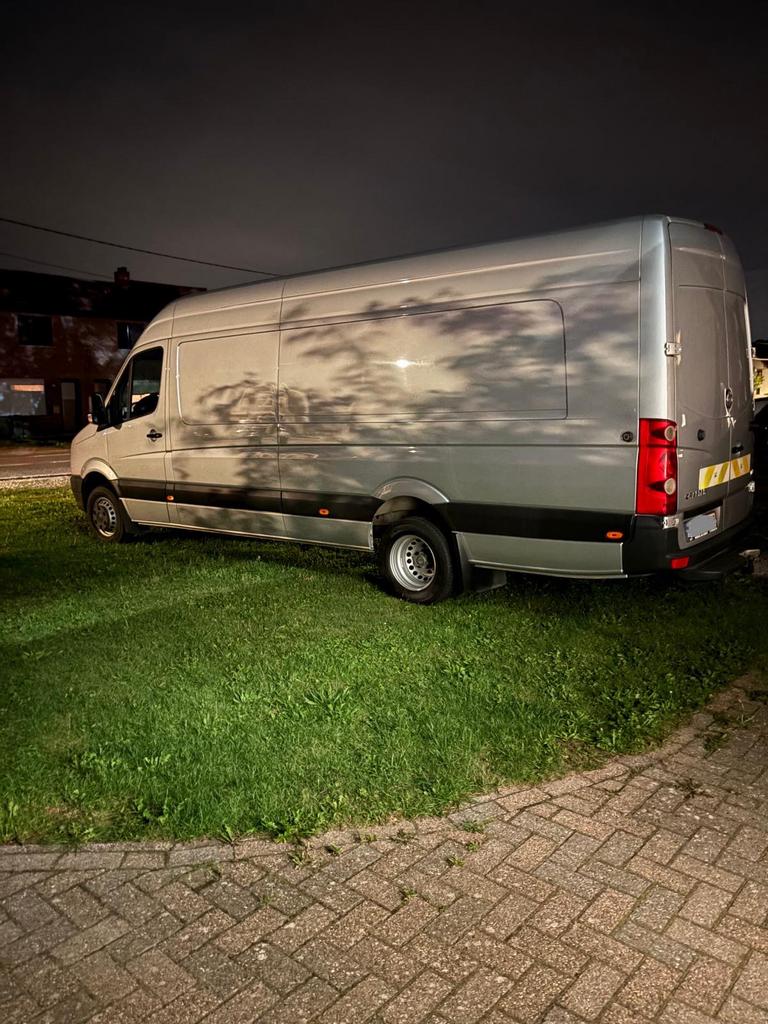 Te koop: Volkswagen Crafter TDI Extra Lang – Topstaat, Auto's, Bestelwagens en Lichte vracht, Bluetooth, Volkswagen, Diesel, Grijs