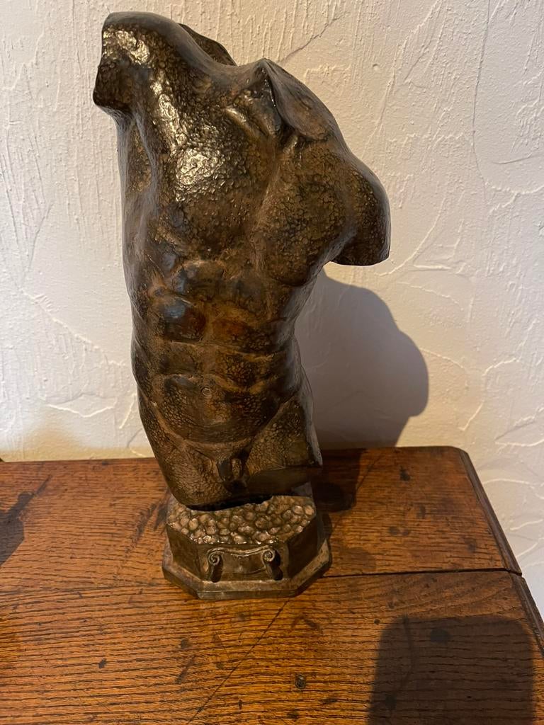 Bronzen torso Pierre Chenet, Ophalen