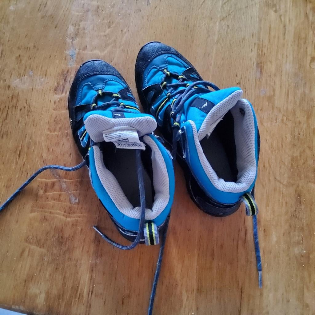 Chaussures d’hiver, Enlèvement, Comme neuf, Autres sports, Autres types