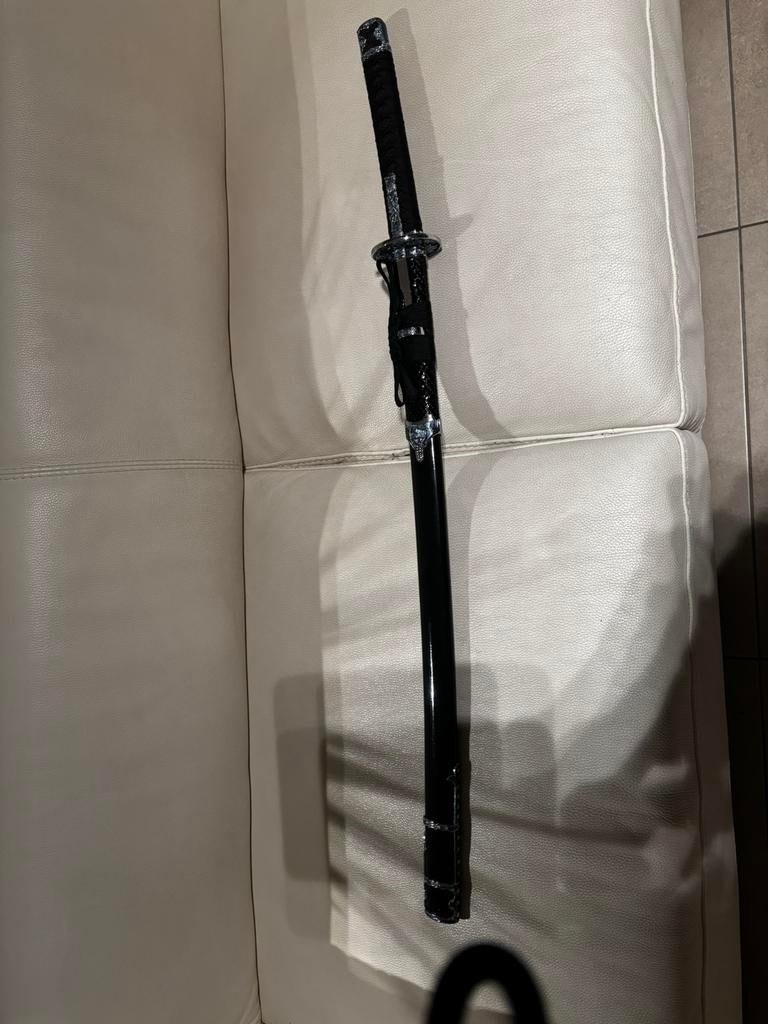 Samurai zwaard, Ophalen, Zo goed als nieuw