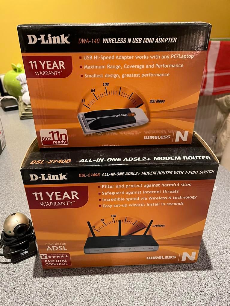 Modem-routeur D-link (+ caméra), Enlèvement, Comme neuf, Routeur
