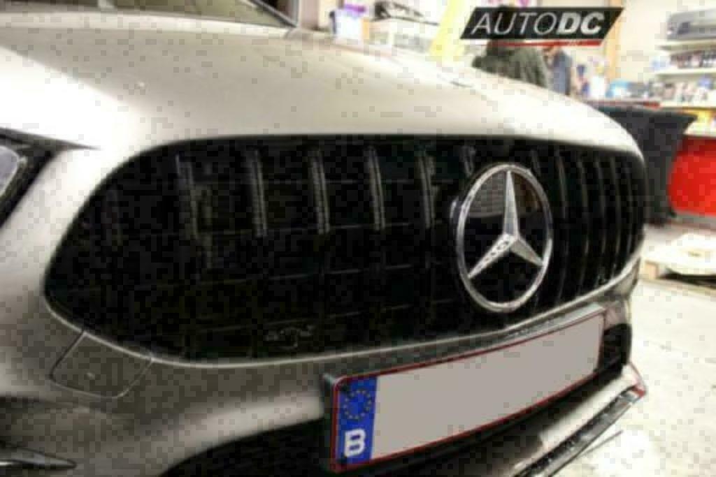 Calandre look GT-R full black Mercedes Classe A W177 18-20, Enlèvement ou Envoi
