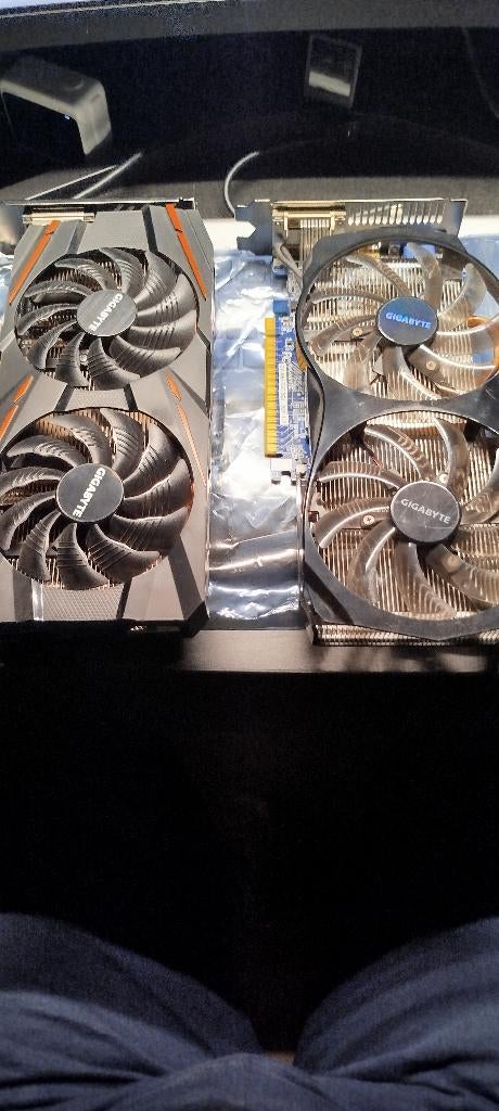 Gigabyte RX570 (8 Go) +Gigabyte GTX650 (2 Go) Offre groupée, Informatique & Logiciels, Enlèvement, Utilisé
